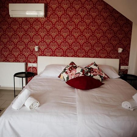 Sipos Borhaz Es Vendeghaz Hotel Badacsonyors Luaran gambar
