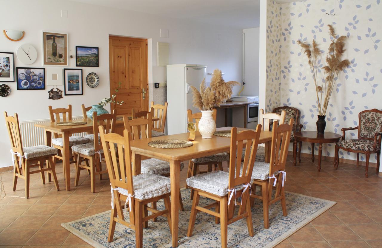 Sipos Borhaz Es Vendeghaz Hotel Badacsonyors Luaran gambar