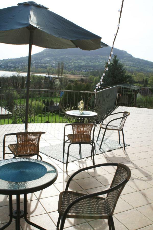 Sipos Borhaz Es Vendeghaz Hotel Badacsonyors Luaran gambar