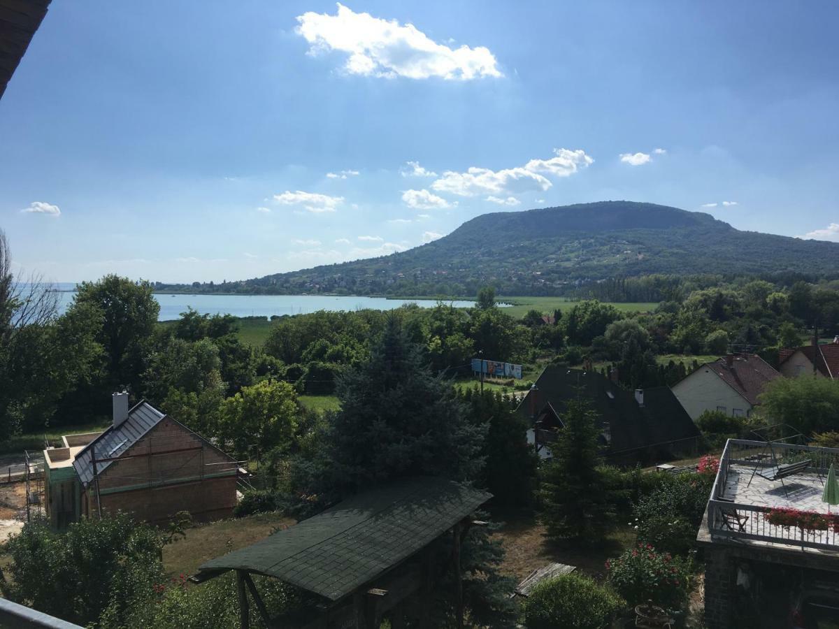 Sipos Borhaz Es Vendeghaz Hotel Badacsonyors Luaran gambar