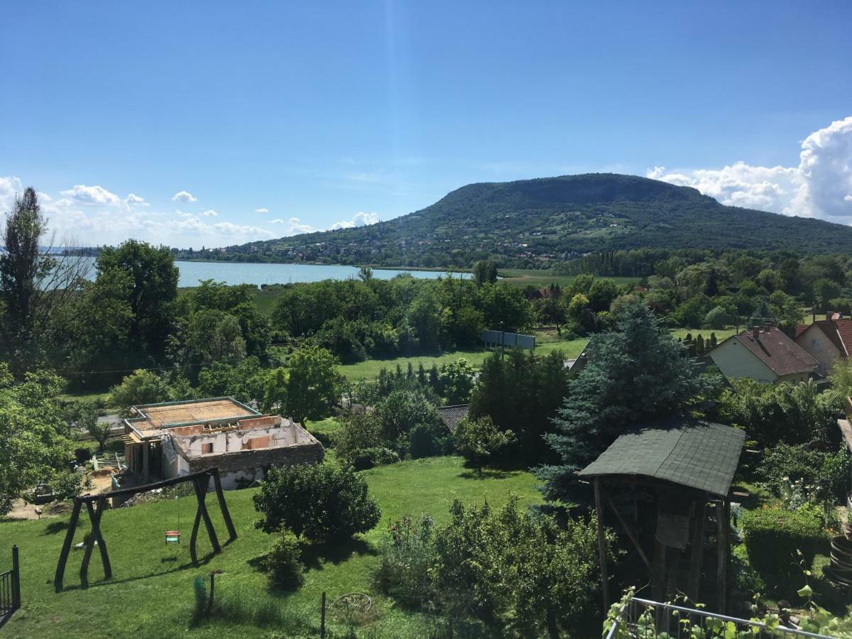 Sipos Borhaz Es Vendeghaz Hotel Badacsonyors Luaran gambar